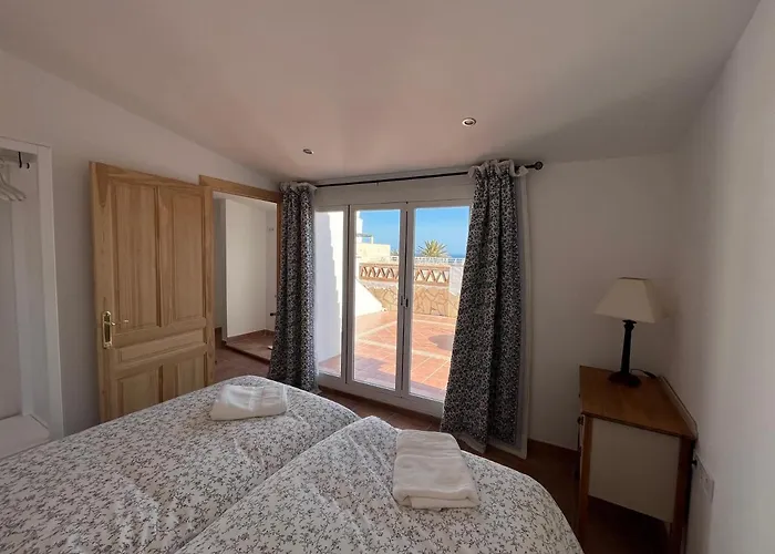 Calle Carabeo 57 نيرخا